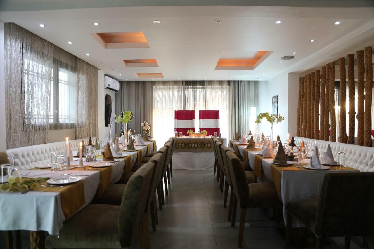 The Swiss Hotel Freetown Bagian luar foto