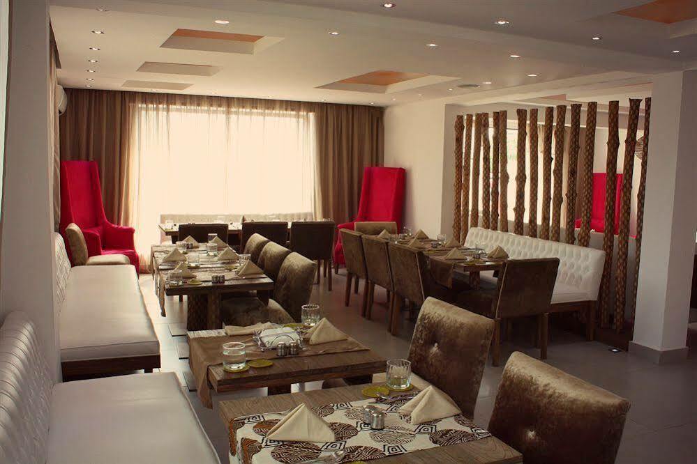 The Swiss Hotel Freetown Bagian luar foto